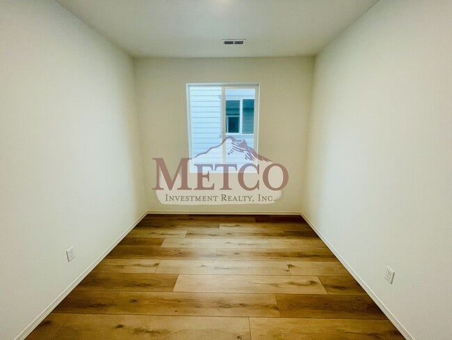 Building Photo - Be the First to live in this Beautiful New Home!!