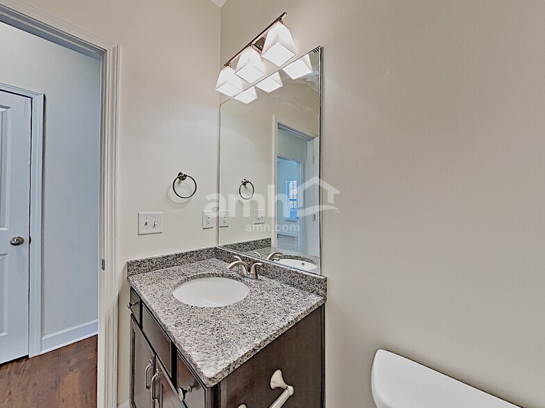 Building Photo - 2214 Rigden Mill Dr