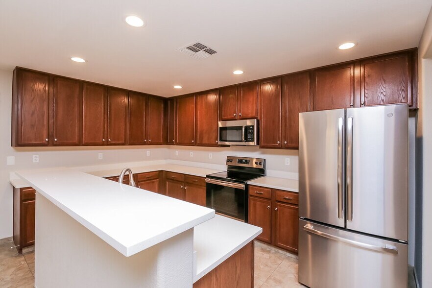 Building Photo - 3874 E Jasper Dr