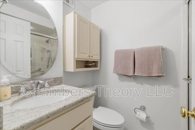 Building Photo - 9221 Talisman Dr