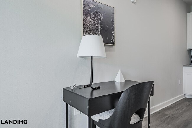 Building Photo - 5001 Willowgate Loop