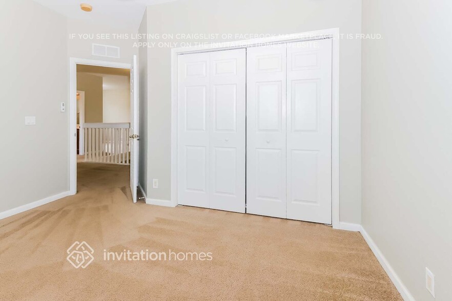 Building Photo - 1061 Grove Park Cir