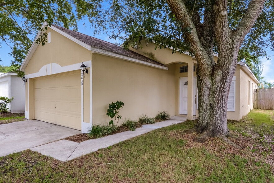 Building Photo - 8639 Foley Dr