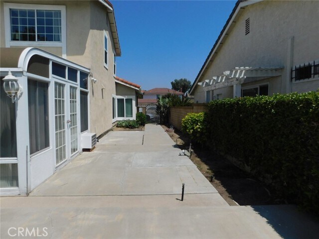 Building Photo - 2618 Athena Pl