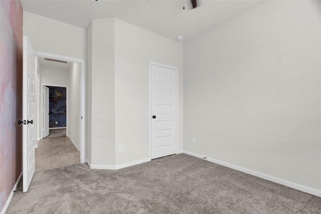 Building Photo - 12802 Camellia Glade Ln