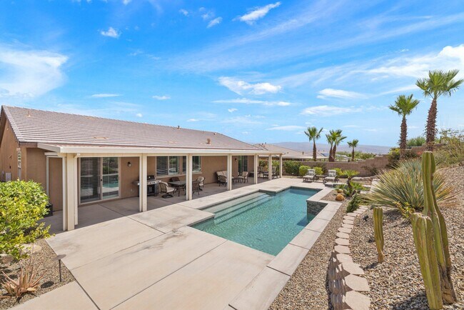 Building Photo - 73757 Picasso Dr