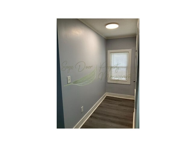 Building Photo - RECENT UPDATES!!!