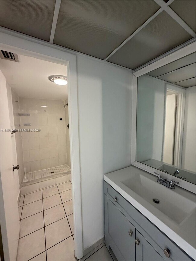 Building Photo - 8401 SW 107th Ave