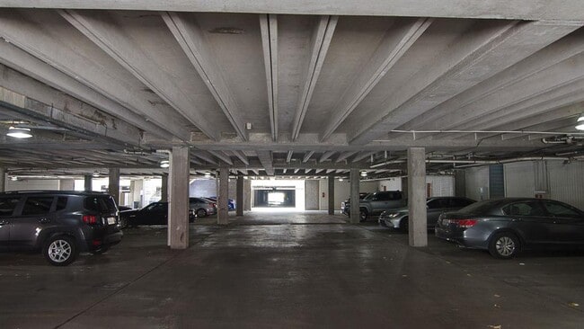 Building Photo - 2529 Rio Grande St