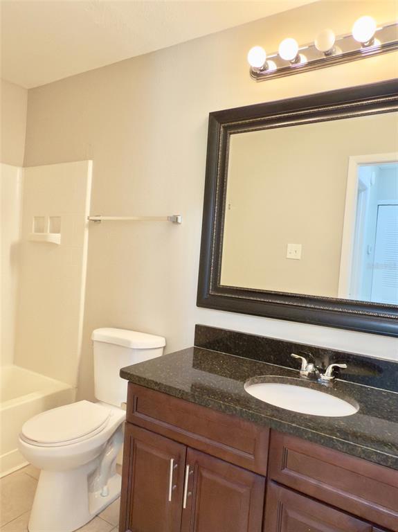 Building Photo - 3846 Bay Club Cir