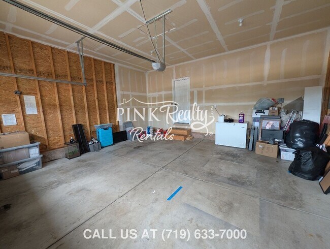 Building Photo - 8377 Freestar Way
