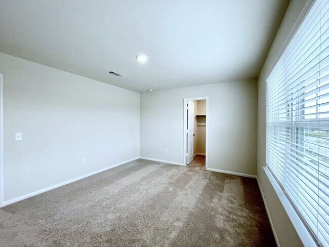 Building Photo - 16103 Kingfield Haven Dr