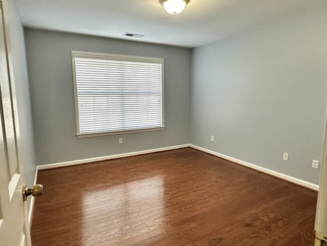 Building Photo - 525 Hackberry Ridge Cove