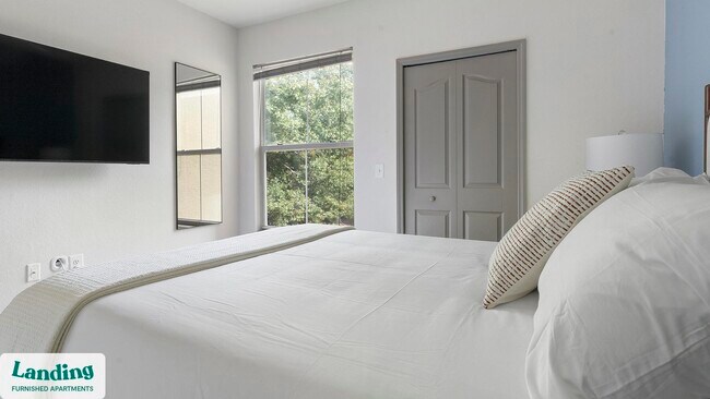 Building Photo - 1505 Fort Clarke Blvd