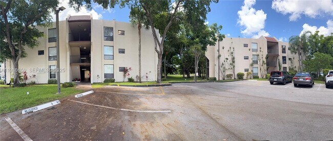 Building Photo - 7750 W McNab Rd