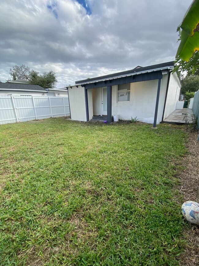 Building Photo - 2987 NW 44th St