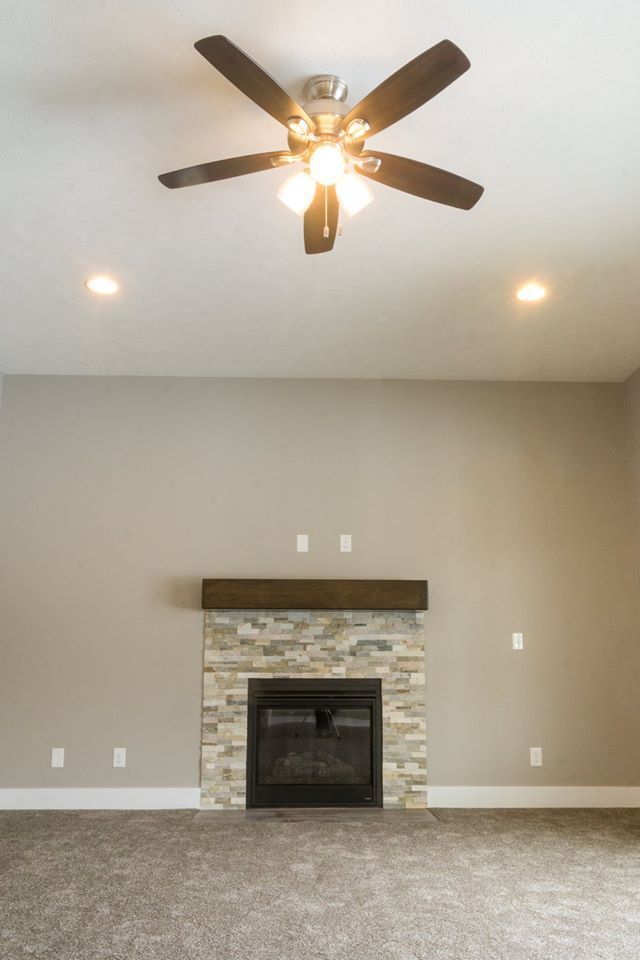 Building Photo - Spacious 5 Bedroom/3Bath Single Family Home