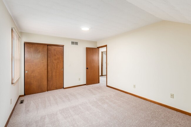 Building Photo - 8287 Talia Ct