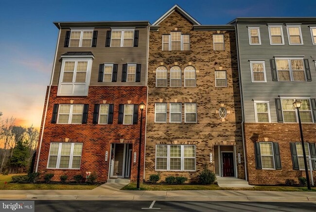 Building Photo - 7977 Independence Dr