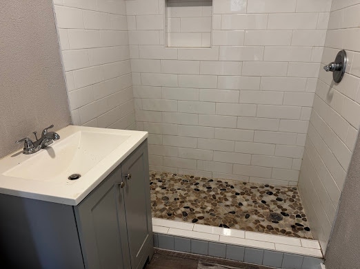 Building Photo - 233 Blevins St