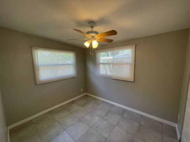 Building Photo - Charming 2BR/1BA Home Available NOW in Pin...