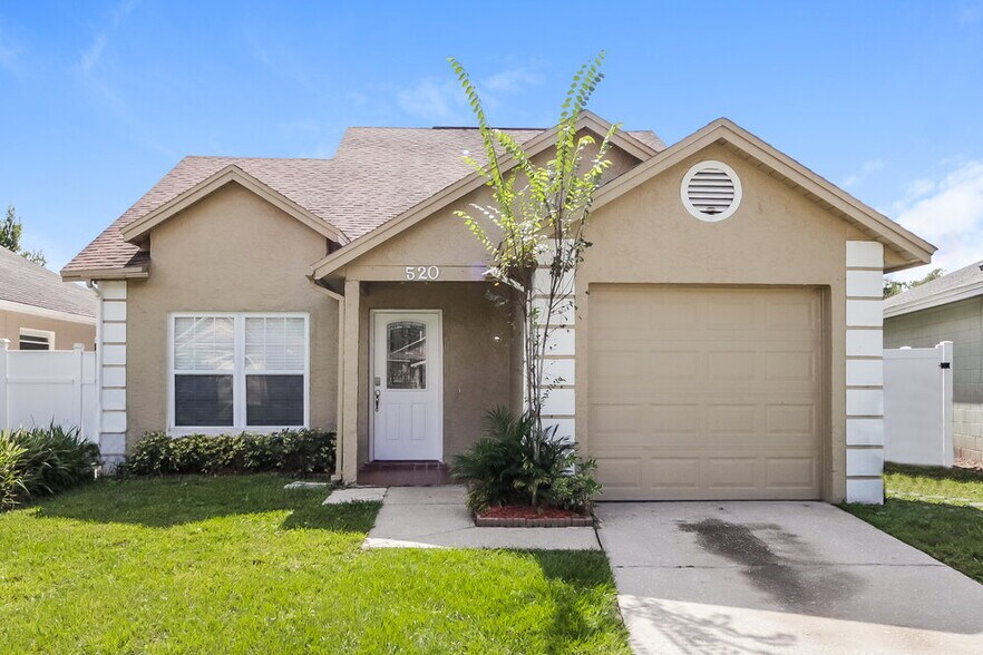 Primary Photo - 520 Madrigal Ct