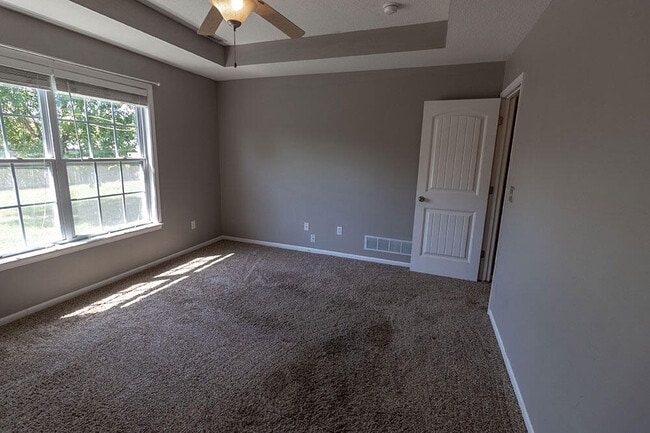 Building Photo - 4207 Black Tail Dr