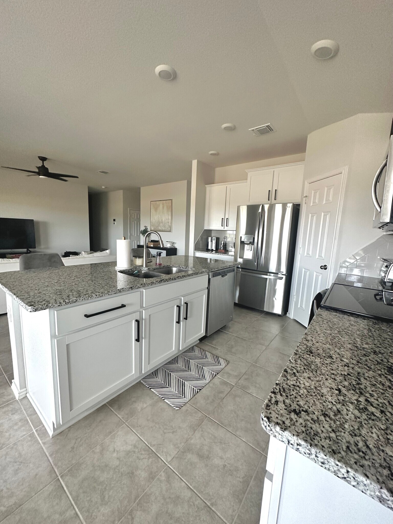 Kitchen with stainless steel appliances - 2609 Creekside Hills Blvd