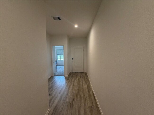 Building Photo - 31119 Brightwell Bnd