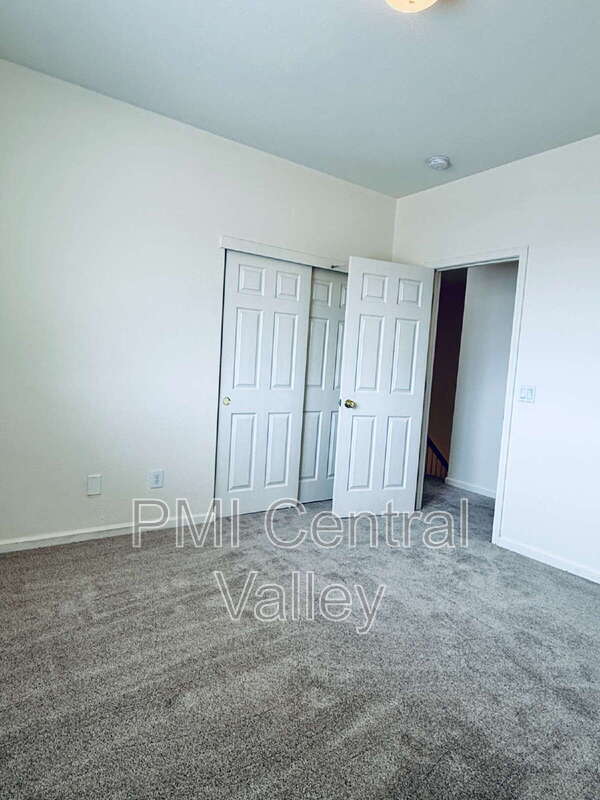 Building Photo - 2125 Carson Oak Ct