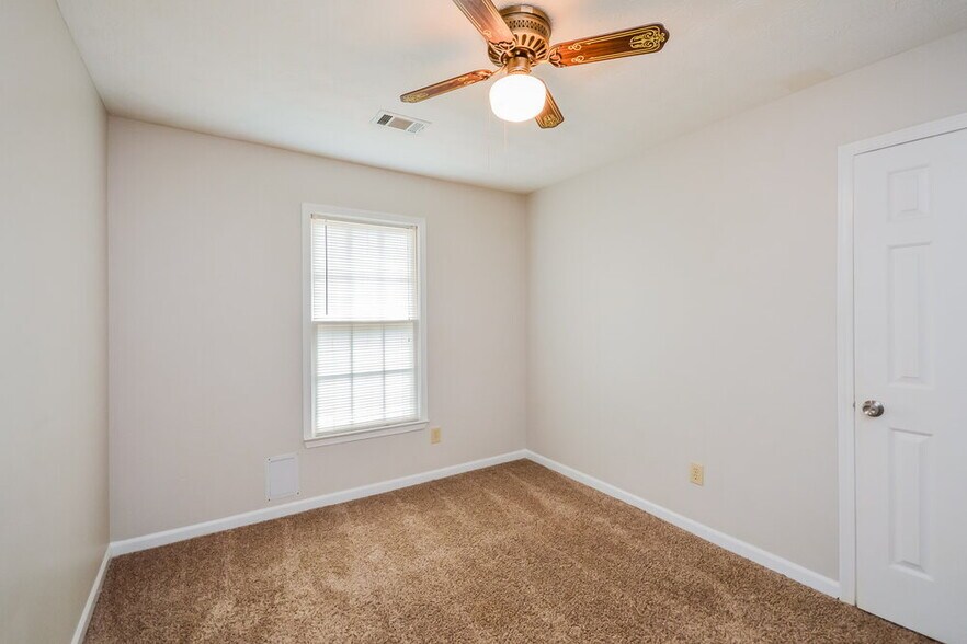 Building Photo - 1517 Sugarplum Pl SW