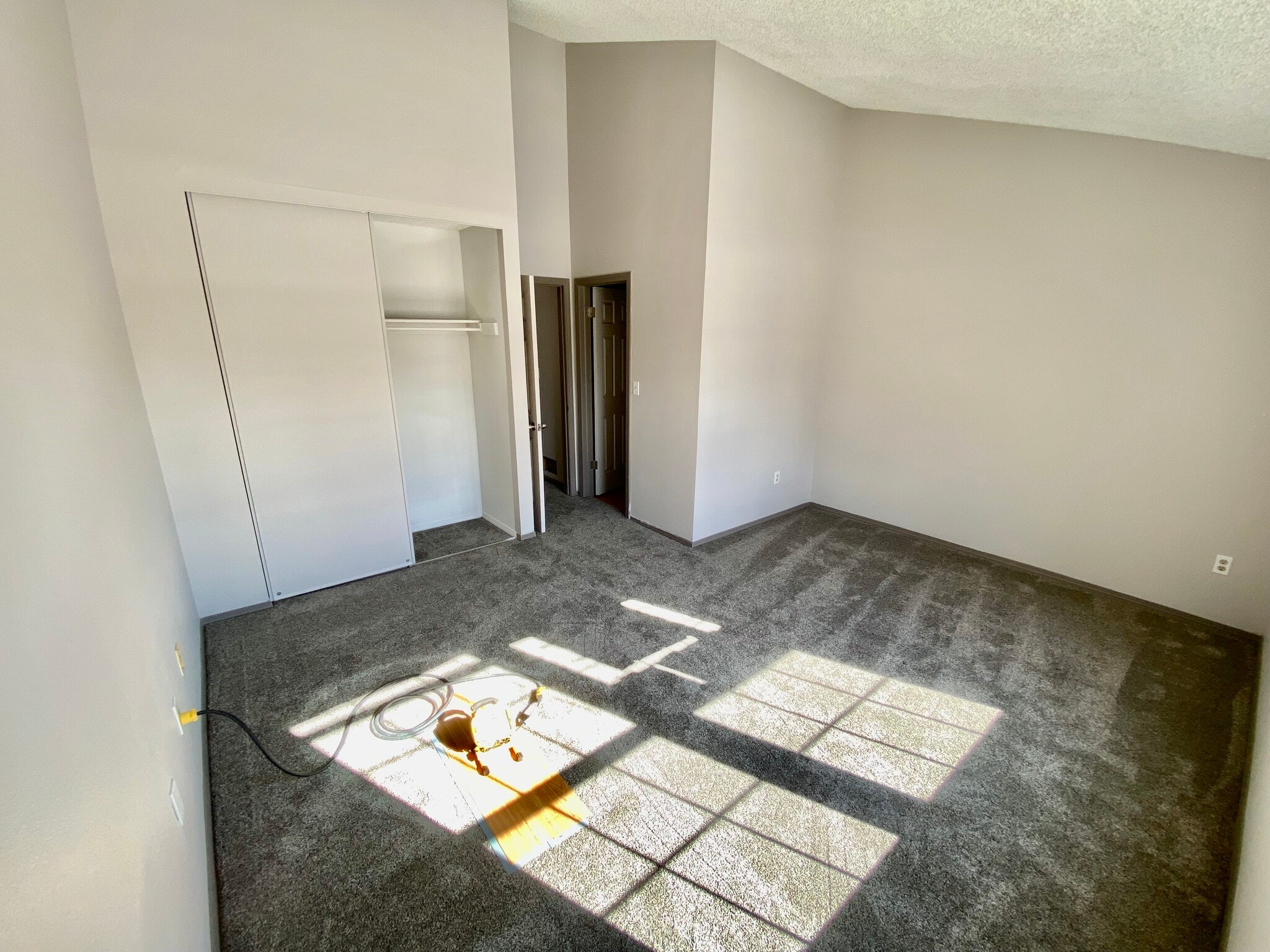 Building Photo - 9703 W Chatfield Ave