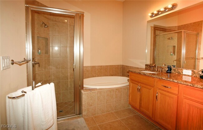 Building Photo - 11070 Esteban Dr