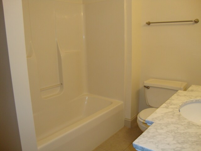 Building Photo - 20 Church St