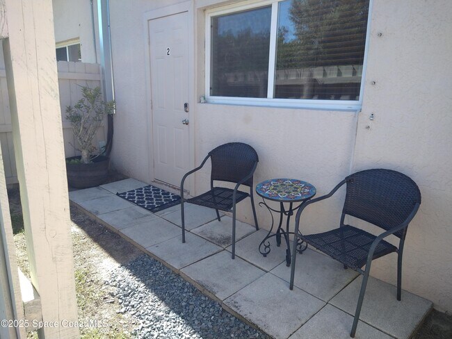 Building Photo - 3175 Fell Rd