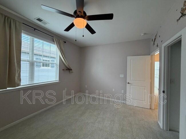 Building Photo - 1517 Rollesby Way