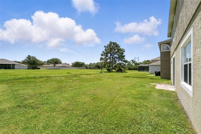 Building Photo - 4 Bedroom 2.5 Bath Two Story Hunters Creek...