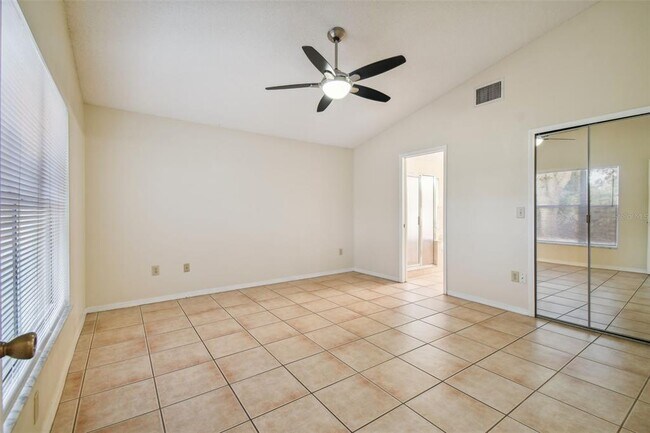 Building Photo - 2342 Tioga Dr