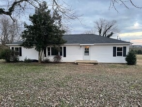 Building Photo - 13958 Bainbridge Rd