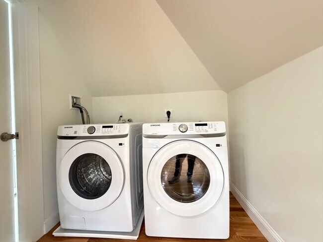 Building Photo - 0 Newbury Ave