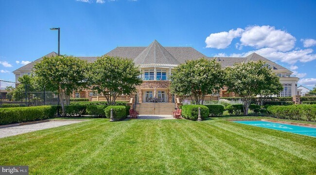 Building Photo - 420 Azra Ct