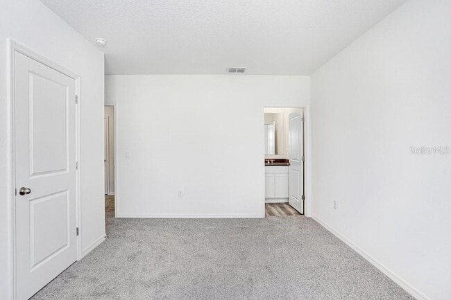 Building Photo - 31298 Paper Birch St