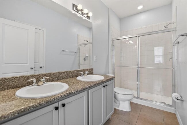 Building Photo - 11528 Southern Creek Dr