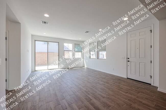 Building Photo - 14243 W Hackamore Dr.