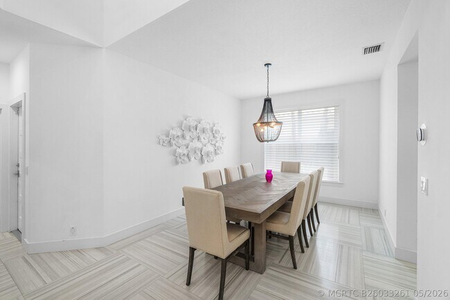 Building Photo - 2404 NW 67th St