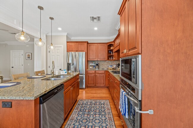 Building Photo - 2665 Breton Ridge Dr