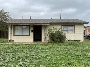 Building Photo - 2411 E 30th St