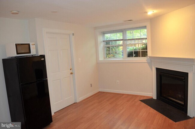 Building Photo - 3446 Diehl Ct