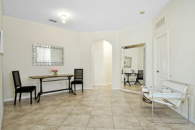 Building Photo - 9772 SW Eastbrook Cir