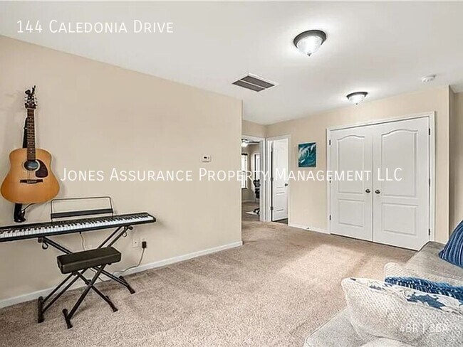 Building Photo - 144 Caledonia Dr